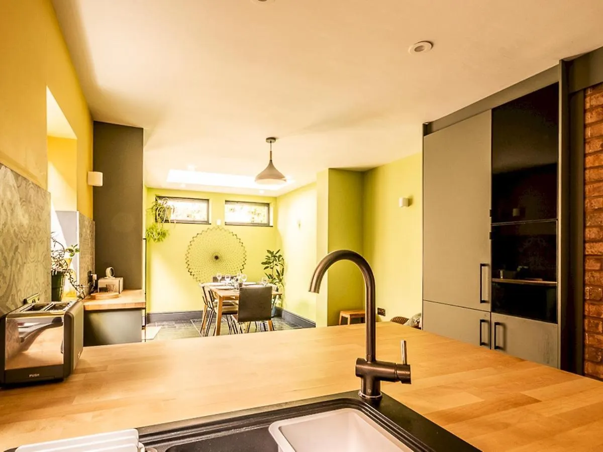 Pass The Keys Characterful 4 Bed Home In Central Exeter Holiday home